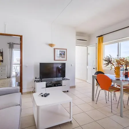 Centeanes Sol 카르보에이루